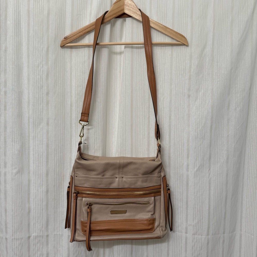 EUC🔥 Rosetti brown & tan crossbody back with TONS of pockets